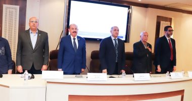 رئيس الصرف الصحى يلتقى طلاب جامعة الإسكندرية لشرح جهود خدمة المجتمع