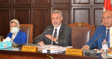 جامعة الإسكندرية تناقش استعدادات امتحانات الفصل الدراسي الأول