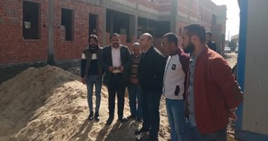 الجيزة تواصل رصف 52 شارعا بالإنترلوك وإنشاء سوق حضارى جديد بالعياط.. صور