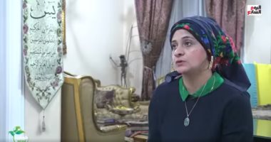 فنانة من نوع خاص.. أمنية تستخدم الحديد لعمل أجمل التصميمات (فيديو)
