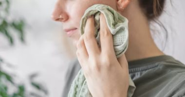 3 بدائل طبيعية وصديقة للبيئة لمستحضرات إزالة المكياج 