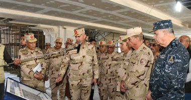 وزير الدفاع يتفقد مقر القيادة الاستراتيجية للقوات المسلحة المصرية