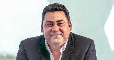 رئيس المصرية للاتصالات يعلن حصول الشركة على ترددات جديدة للمحمول 