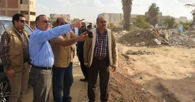 محافظ الإسكندرية يقود حملة مكبرة لإزالة التعديات بنطاق حى العامرية