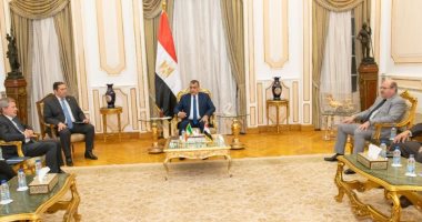 وزير الإنتاج  الحربي يبحث مع سفير إيطاليا بالقاهرة دعم التعاون المشترك  