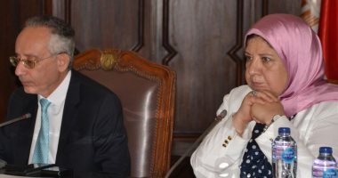 جامعة الإسكندرية تستعرض المبادرات المقدمة للمجتمع السكندرى ونتائجها