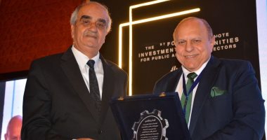 رئيس مجلس القضاء الأعلى: المناخ ميسر تماما للفصل فى كل قضايا الاستثمار