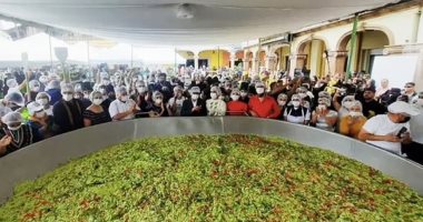 بلدة مكسيكية تدخل جينيس بأكبر وجبة محلية بوزن 4970 كيلوجرامًا.. فيديو