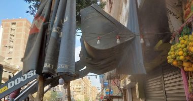 رفع إشغالات المحال والباعة الجائلين فى حملة مكبرة بالعمرانية.. صور