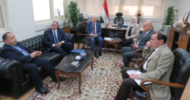  تشكيل لجنة مشتركة بين "المالية والمحامين" لدراسة تخوفات تسجيلهم بالفاتورة الإلكترونية