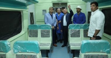 وزيرا النقل والإنتاج الحربى يتفقدان ورش كوم أبو راضى ببنى سويف