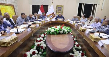 محافظ الوادى الجديد يوافق على تملك المزارعين للأرض حال سداد المديونية