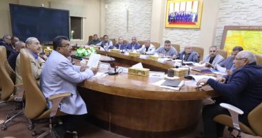 محافظ الوادى الجديد: مهلة 6 أشهر لاستغلال الأراضى المتبقية بكل مشروع