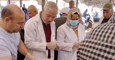 تشميع 7 منشآت غذائية بدون ترخيص وإعدام 2 طن أغذية فاسدة بالشرقية