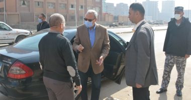 محافظ القليوبية يتابع أعمال النظافة بمحور الخصوص طريق شركات البترول بشبرا