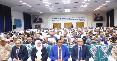 انطلاق فعاليات مؤتمر الإعلام وآفاق التنمية السياحية بواحة سيوة.. محافظ مطروح يعلن انطلاق مؤتمر المحافظة الاستثمارى فى أول ديسمبر المقبل.. ويؤكد: الدولة وضعت حلول عاجلة ودائمة لمشكلات عانت منها سيوة لعقود طويلة