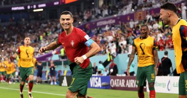 كأس العالم 2022.. البرتغال تتصدر المجموعة الثامنة بفوز مثير على غانا.. رونالدو يواصل تحطيم الأرقام القياسية.. تعادل سلبى بين أوروجواى وكوريا الجنوبية يفتح باب الاحتمالات لكل المنتخبات للتأهل (فيديو)