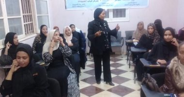 لقاءات تعريفية عن تنمية الوعى بالمحليات لدى النشء والشباب بالأقصر.. صور
