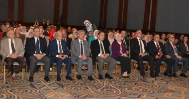 نائب وزير التعليم العالى يفتتح أعمال المؤتمر الدولى الثانى لصيدلة الإسكندرية