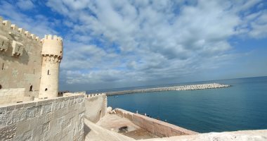 طقس الإسكندرية.. سرعة الرياح 50 كيلو وارتفاع موج البحر يصل إلى 3 أمتار.. صور