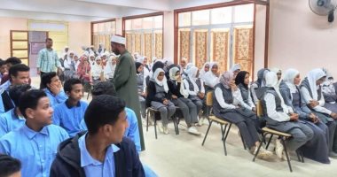 "القومى للمرأة" بأسوان ينظم 26 جلسة دوار استهدفت 1285 مواطنا بقرى حياة كريمة