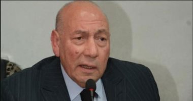 كتاب ورؤساء أحزاب: حديث الرئيس مع الجنود مطمئن ورافع لمعنوياتهم.. رئيس حقوق الإنسان والمواطنة: تنمية سيناء من أولويات الدولة المصرية.. محمد الجالى: زيارة الرئيس لسيناء لفتة طيبة ورسالة لكل القوى الإقليمية