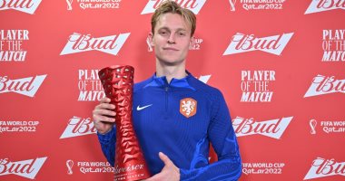 دى يونج أفضل لاعب فى مباراة هولندا ضد الإكوادور فى كأس العالم