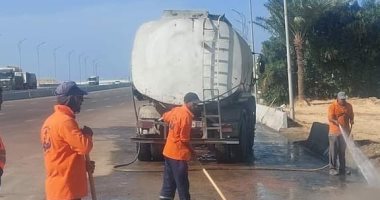 رفع كفاءة طريق كرير المطار ضمن مبادرة 100 مليون شجرة ببرج العرب