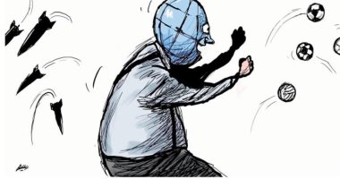كاريكاتير اليوم.. بعيدا عن الصواريخ العالم ينشغل بكرة القدم 