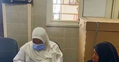 حياة كريمة.. توقيع الكشف الطبى على 3332 مواطنا بأسوان.. صور