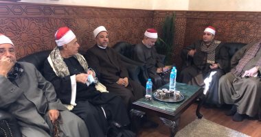 الأوقاف تعقد مقرأة لكبار قراء القرآن الكريم بمسجد الحسين.. صور