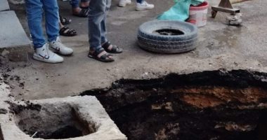 انهيار أرضى بجوار مستشفى ومركز شرطة سمنود بالغربية بسبب تنقيب عن آثار.. صور