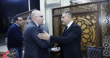 بدء عزاء المنتج وجيه الليثى بمسجد الحامدية الشاذلية.. صور