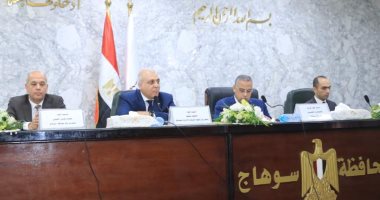 محافظ سوهاج يفتتح الدورة التدريبية "مكافحة الفساد والحفاظ على المال العام"