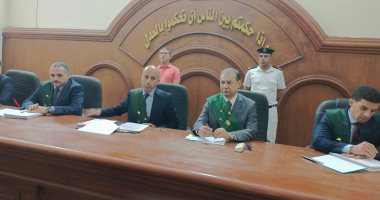 الجنايات تواصل اليوم نظر محاكمة رئيس جامعة دمنهور بتهمة الرشوة والفساد