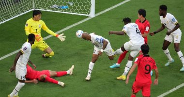 كأس العالم 2022.. أندريه أيو يهدر ركلة جزاء لـ غانا ضد أوروجواى بالدقيقة 20