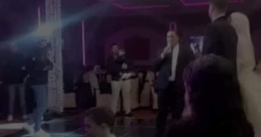 قومى المرأة بدمياط يقدم الدعم لسيدة طلقها زوجها فى حفل زفاف ابنتهما