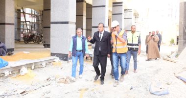 رئيس جامعة سوهاج يتفقد المراحل النهائية من تشطيبات مبنى المعامل الطبية