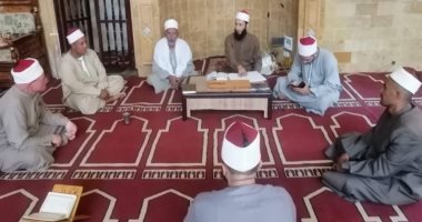 مقارئ القرآن الكريم للأئمة والأعضاء تواصل انعقادها بمساجد الجمهورية.. صور