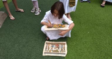 محاكاة عصر الفراعنة.. طلاب مدرسة يجسدون العادات المصرية القديمة