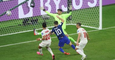 أمريكا ضد إيران بكأس العالم 2022.. الولايات المتحدة تتفوق بالشوط الأول بهدف ..فيديو