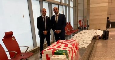 جمارك مطار القاهرة تضبط 4 محاولات تهريب لسبائك ذهبية وأدوية.. صور