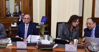 وزيرا التخطيط والمالية يستعرضان المؤشرات الأولية لأداء اقتصاد مصر بالربع الأول للعام المالى الجارى وتفاصيل متابعة برنامج "النقد الدولي".. نمو مرتفع بالربع الأول من 2022/2023 بواقع 4.4%.. وارتفاع طفيف بالبطالة