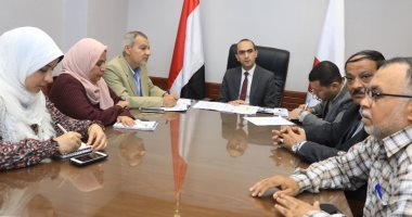 نائب محافظ سوهاج يعقد اجتماعا مع لجنة حوكمة أصول أملاك الدولة