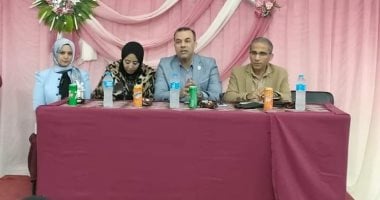 وكيل "صحة دمياط" يجتمع بأطباء وحدات ومراكز طب الأسرة بإدارتى كفر البطيخ وكفر سعد