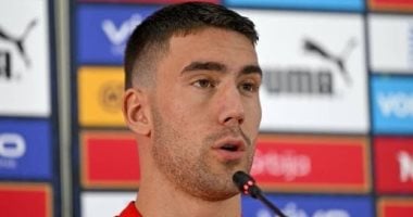 كأس العالم 2022.. فلاهوفيتش يرد على شائعات علاقته مع زوجة حارس صربيا