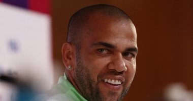 كأس العالم 2022.. داني آلفيش: لا أهمية للعمر فى كرة القدم 