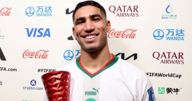 أشرف حكيمى رجل مباراة المغرب وكندا فى كأس العالم 2022