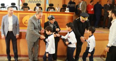 محافظ كفر الشيخ يكرم الفائزين والمشاركين بالاختراعات فى المنتدى الأفرو أسيوى