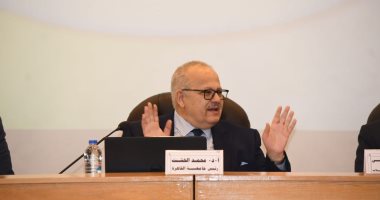 رئيس جامعة القاهرة يوجه بالاستعداد المبكر لامتحانات نهاية الفصل الدراسى الأول